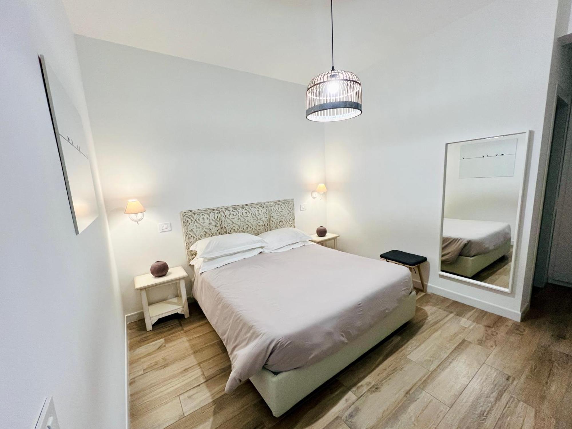 Bellhome 3 - Elegante Appartamento Nel Centro Di บารี ภายนอก รูปภาพ